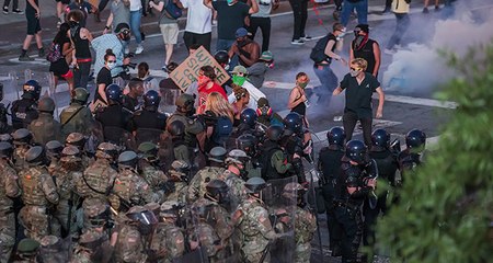 Polisin öldürdüğü Wallace’ın ardından başlayan protestolar ikinci gününde
