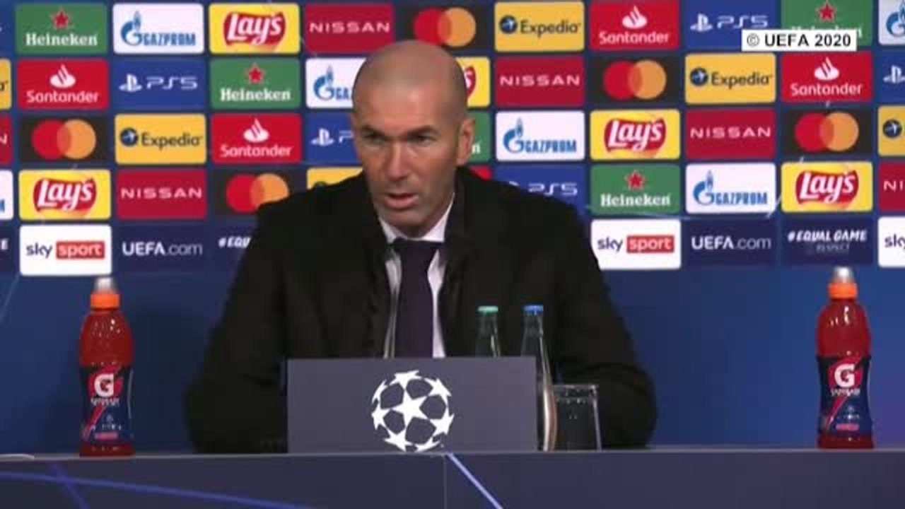 Zidane: "Trabajamos convencidos de que vamos a pasar de fase claro"