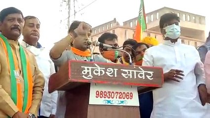 सांवेर: चंद्रावतीगंज में सिंधिया ने कमलनाथ व दिग्विजयसिंह पर साधा निशाना