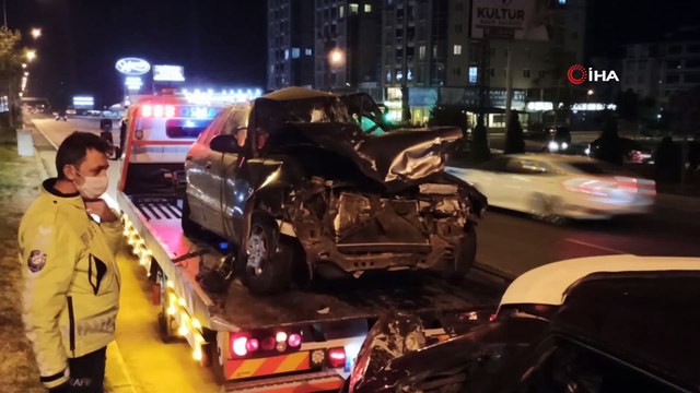 Freni patlayan kamyon ortalığı savaş alanına çevirdi: 8 yaralı