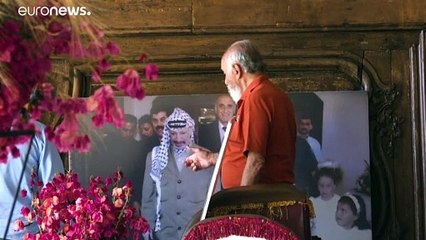 تعرف على الملياردير الفلسطيني الذي يريد مقاضاة بريطانيا بسبب وعد بلفور