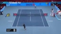 Vienne - Tsitsipas dans la douleur