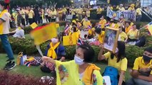 28-10-2563 กลุ่มคนเสื้อเหลืองรวมตัวแสดงจุดยืนปกป้องสถาบัน ที่วงเวียนใหญ่ #ข่าวสด