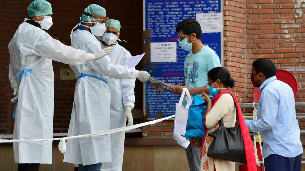 Delhi records highest single-day spike in coron...