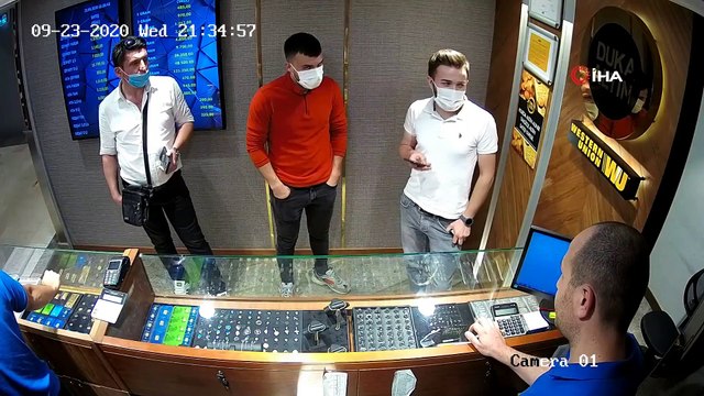 Sahte altınla kuyumcuları dolandıran ‘Altın Faresi’ kamerada