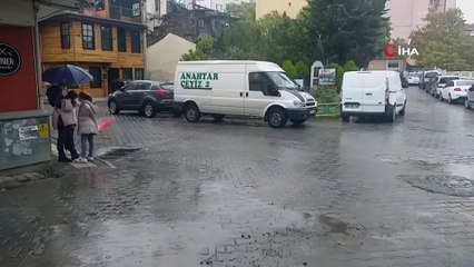 Sağanak yağış etkili olurken meteorolojiden yeni uyarı geldi