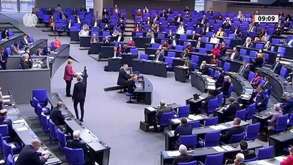 Merkel nennt Corona-Maßnahmen "geeignet, erforderlich und verhältnismäßig"