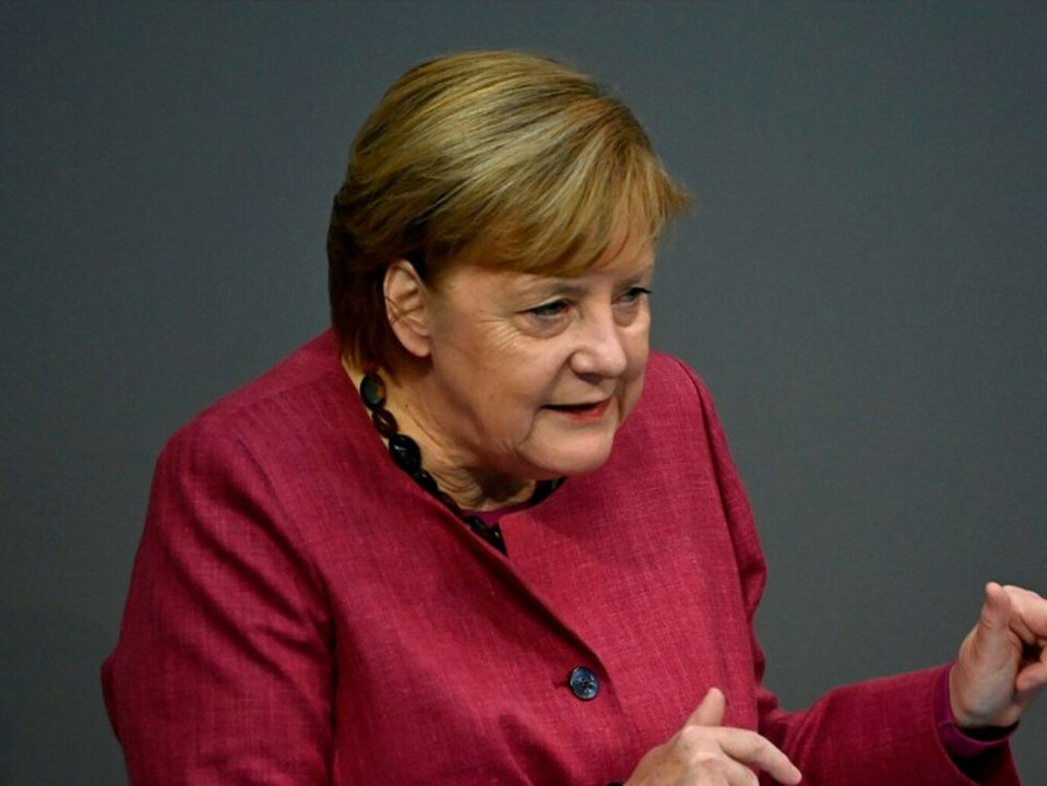 Teil-Lockdown: Merkel spricht von "dramatischer Lage"
