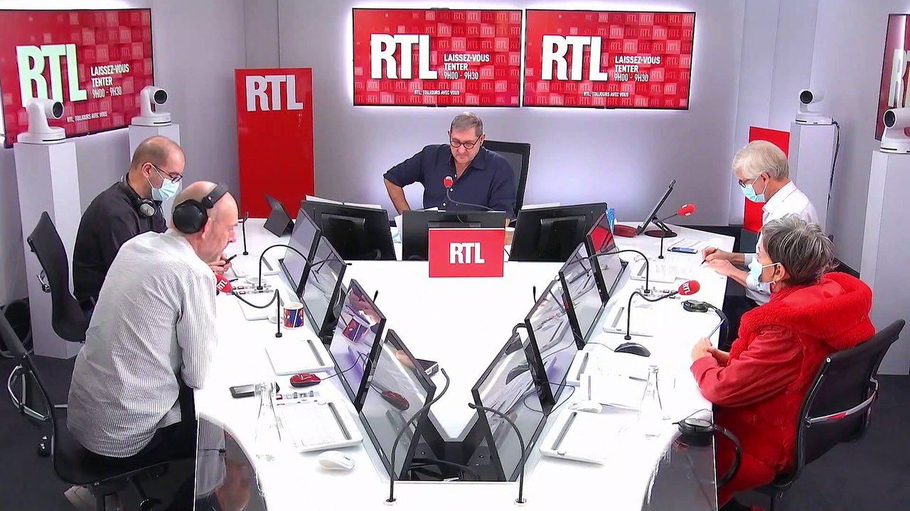 Micro embarqué avec les acteurs de "Scènes de ménages" pour une séance d'écriture et de répétitions des sketchs de la série à succès de M6. Un reportage exclusif de Laurent Marsick.