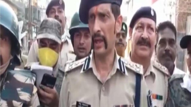 DIG Manu Maharaj carries out flag march in Munger