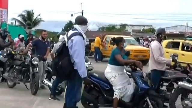 Bloqueo en vías de Quibdó por paro de transportadores