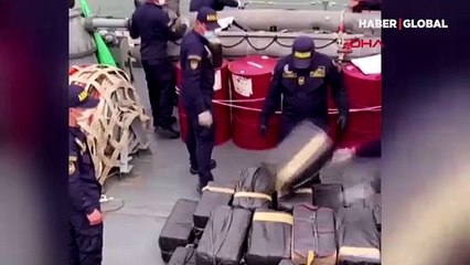 Kolombiya'da dev operasyon! Denizaltında 60 milyon dolar değerinde 2 ton uyuşturucu ele geçirildi