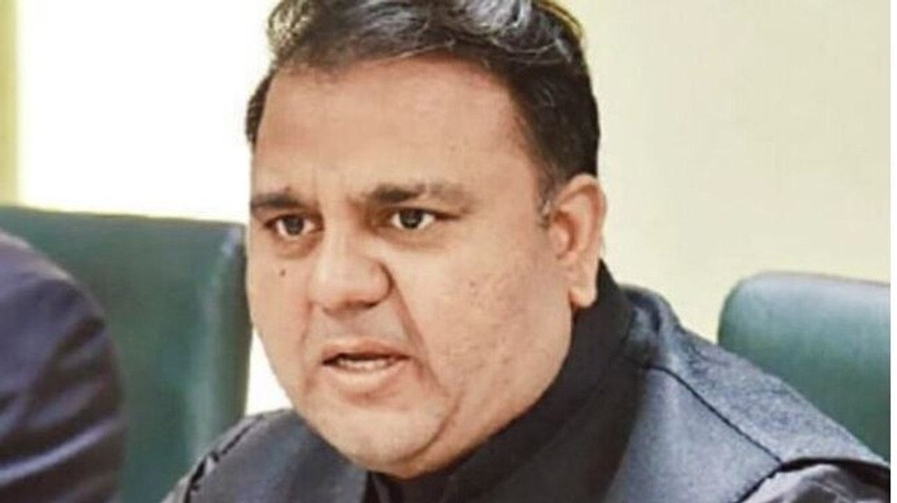 Imran Khan's minister admits Pakistan's role in Pulwama terror attack; Tension simmers in Munger; more