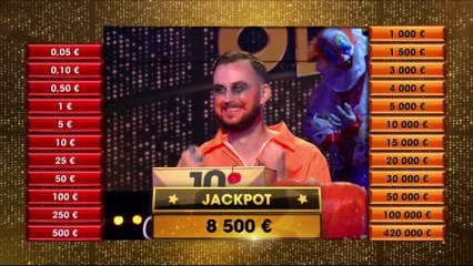 Jason remporte le jackpot de 8 500 euros dès l'ouverture de la première boîte dans APOAL !