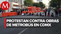 Habitantes de Benito Juárez cierran avenida Cuauhtémoc por obras en L3 de Metrobús