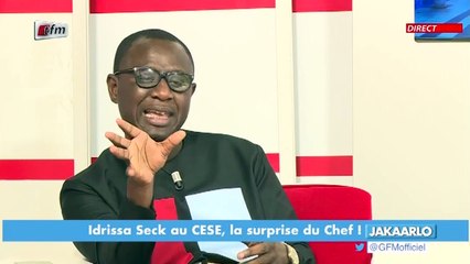 Badara Gadiaga (rewmi) traite Fou Malade de LACHE