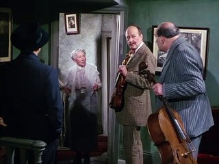 THE LADYKILLERS movie clip - Catch the Parrot