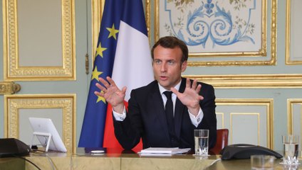 Télécharger la video: Discours d'Emmanuel Macron, ce détail qui a provoqué la moquerie des internautes