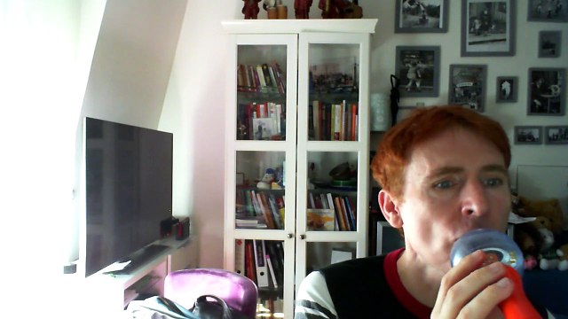 Wiwi égratigne when we go home