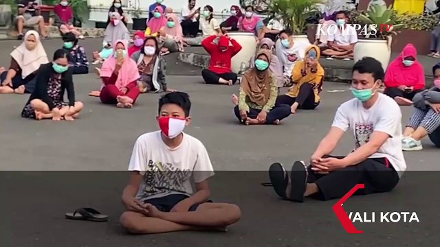 Ganjar Kunjungi Pasien Covid-19 di Rumah Dinas Wali Kota Semarang