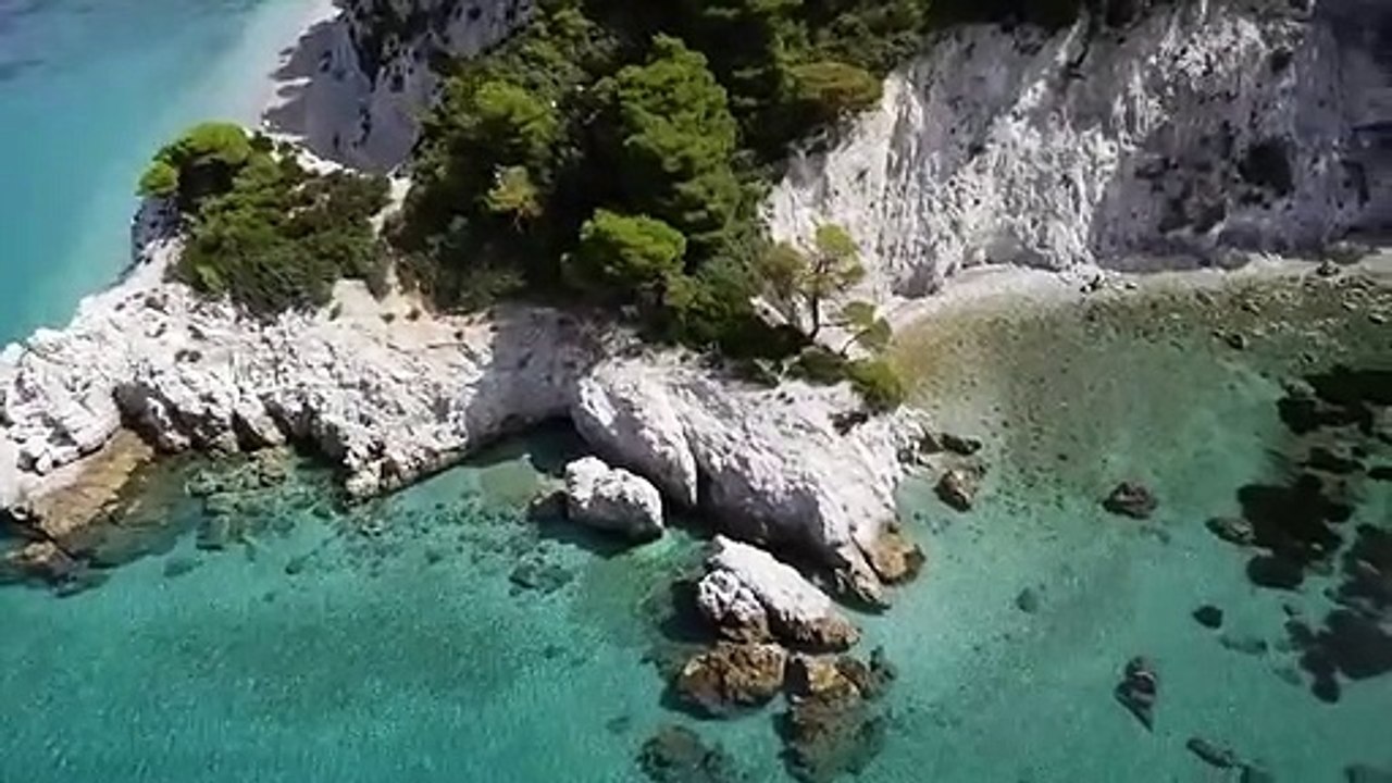Морские волны и пляжный дрон видео Бесплатное HD-видео - без авторских прав Sea waves & beach drone video   Free HD Video - no copyright