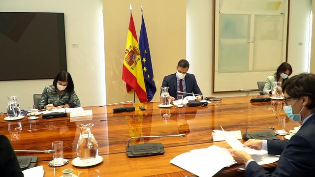 Illa cree que medidas contra el virus tienen que tener una duración mínima