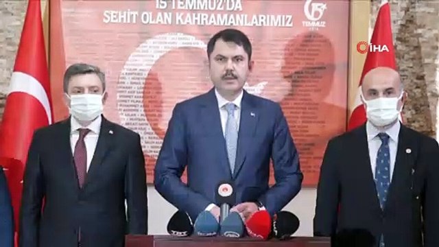 Çevre ve Şehircilik Bakanı Kurum: '5 bina yıkıldı, enkaz altında vatandaşlarımız var'