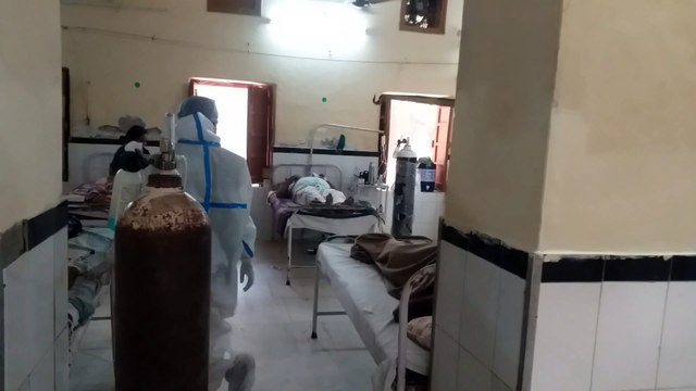 कोरोना से जीत ली जंग, अब अवसाद का स्याह घेरा