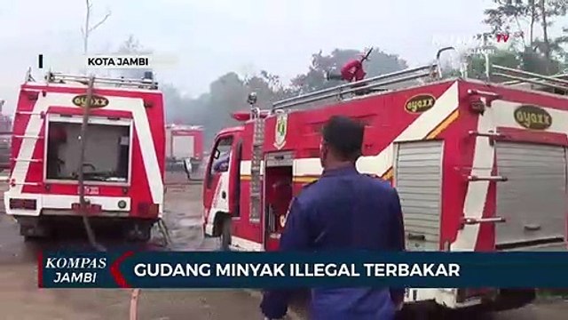 Gudang Minyak Ilegal Terbakar