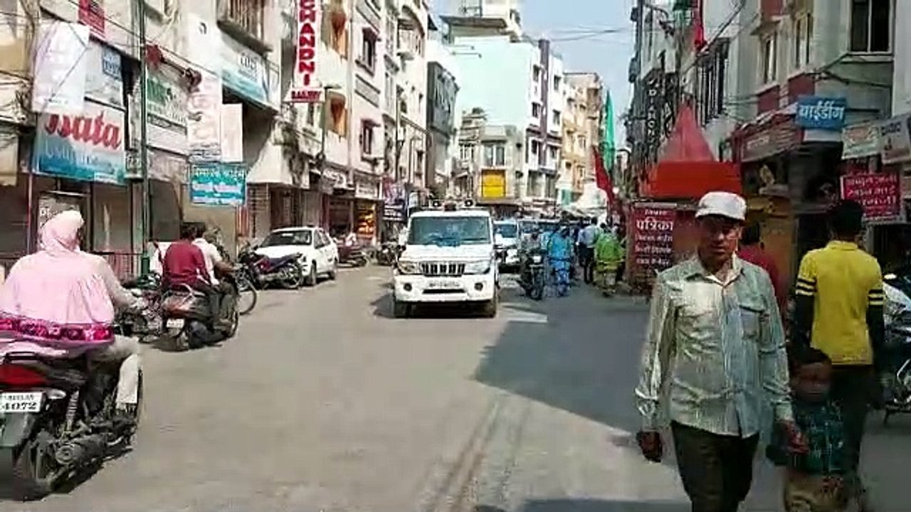 मिलादुन्नबी पर उज्जैन कलेक्टर एवं पुलिस कप्तान की शहर में दौड़ी गाड़ी