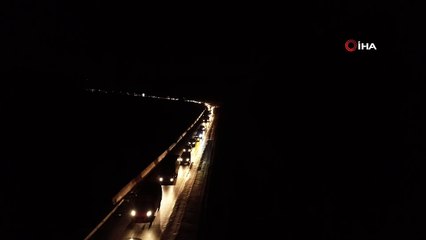 İzmir’e giden yollar tıkandı