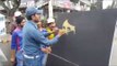 PSL3: City Traffic Police Painting a Sketch of Shahid Afridi - Outside Gaddafi Stadium Lahore
