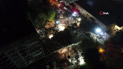 Doğanlar Apartmanı'ndaki enkazda kurtarma çalışmaları sürüyor