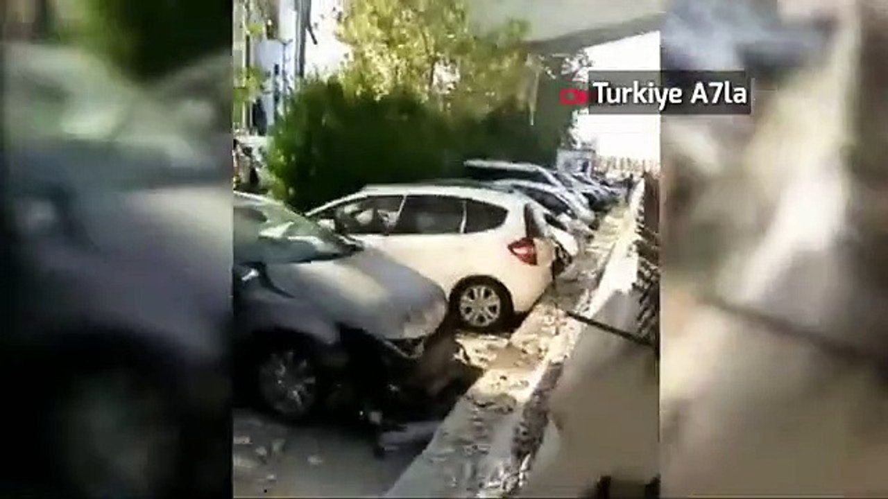 زلزال مدينة إزمير التركية لحظة بلحظة بالصوت والصورة - 2020 ( 360 X 640 )