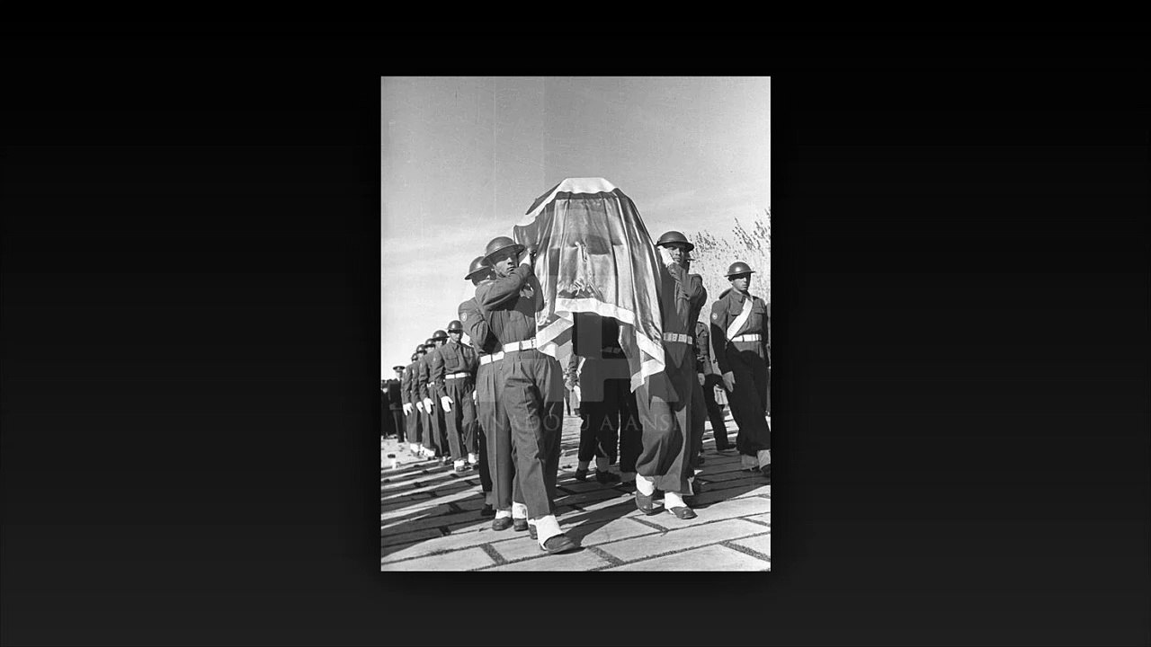 10 Kasım Atatürk'ün cenaze töreni