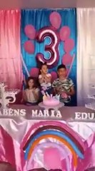 Video viral NIÑA brasileña SOPLA VELA DE PASTEL VIDEO COMPLETO