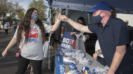 كورونا.. ترامب يتهم القطاع الطبي بتضخيم أعداد الضحايا وبايدن يرد