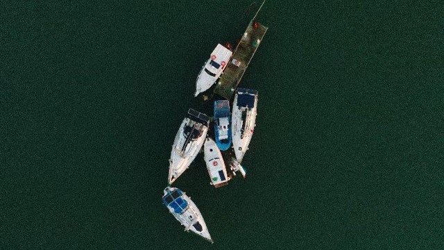 Depremin merkez üssü havadan böyle görüntülendi