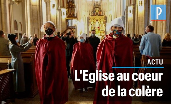 Droit à l’avortement : l’Eglise catholique cible de la colère des Polonais