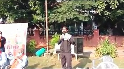 जयपुर में कांग्रेसी नेता कर रहे भाजपा प्रत्याशी के लिए वोट अपील, वायरल हुआ वीडियो तो मचा हडकंप