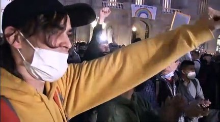 Violents affrontements à Barcelone, lors d'une manifestation contre les mesures de restriction