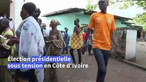 Présidentielle en Côte d'Ivoire: les électeurs s'expriment en attendant de voter