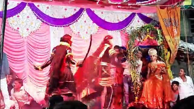 शाजापुर के ग्राम खोरिया ऐमा में शरद पूर्णिमा पर नाट्य कला का आयोजन हुआ