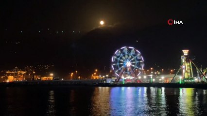 Mavi Ay İskenderun'da görsel şölen oluşturdu