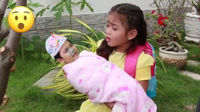 Annie Pretend Play with Twin Baby Dolls To Be a Parent - Kids game video - Kids videos