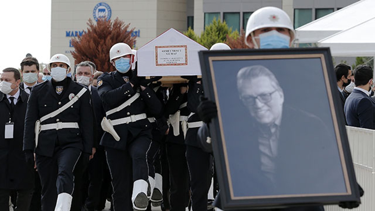 Mesut Yılmaz son yolculuğuna uğuranıyor