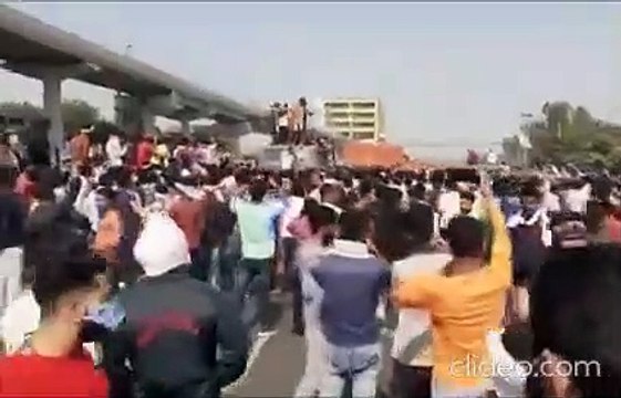 निकिता हत्याकांड पर महापंचायत के बाद भीड़ का बवाल, पुलिस ने किया लाठीचार्ज