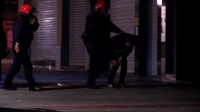 Lamentables incidentes en Bilbao por parte de radicales contra las restricciones