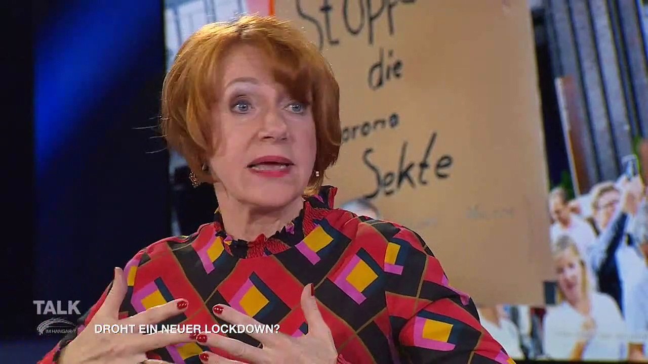 5716  Talk im Hangar 7- 1