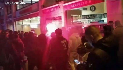 Espanha e Itália com protestos violentos anti-confinamento